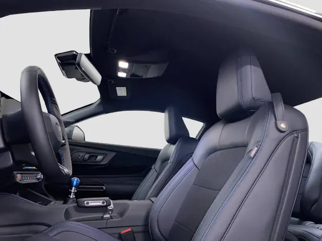 Ford Mustang Coupé 5.0 V8 Dark Horse