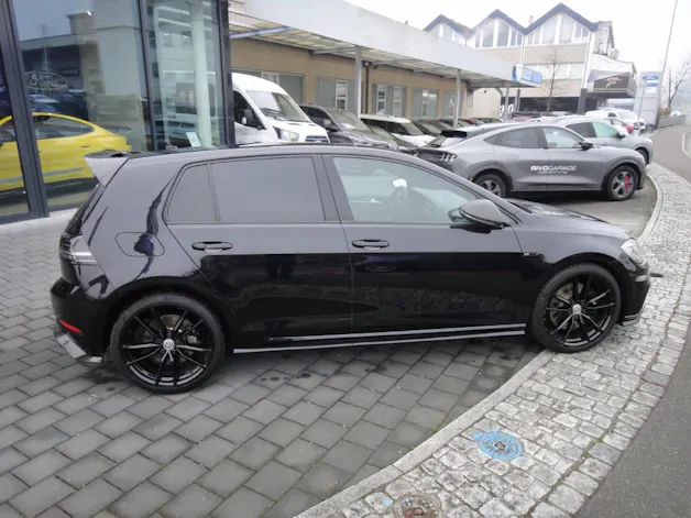VW Golf VII 2.0 TSI R 310 DSG 4motion