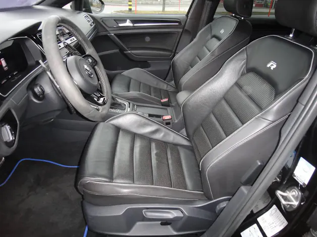 VW Golf VII 2.0 TSI R 310 DSG 4motion