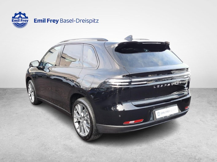 Vehicle image LEAPMOTOR C10