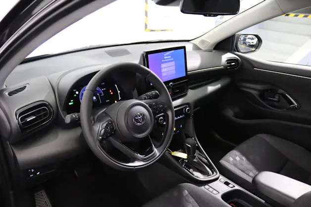 Toyota Yaris 1.5 VVT-i HSD Trend