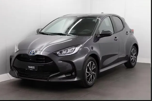 Toyota Yaris 1.5 VVT-i HSD Trend