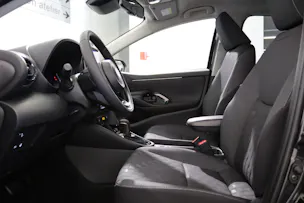Toyota Yaris 1.5 VVT-i HSD Trend