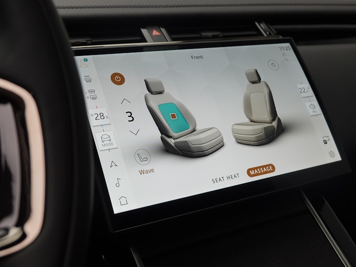 Vehicle image LAND ROVER RANGE ROVER VELAR