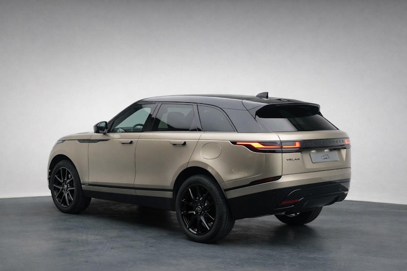 Vehicle image LAND ROVER RANGE ROVER VELAR