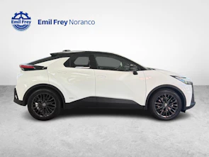 Fahrzeugbild TOYOTA C-HR 2.0 HEV Style 4x4 - Ruote e servizi inclusi