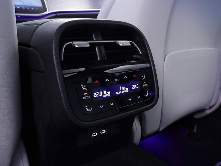 Vehicle image MERCEDES-BENZ E 450