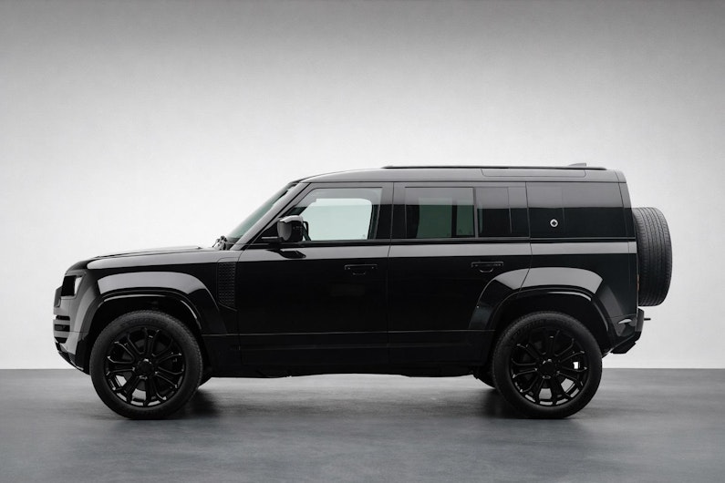 Vehicle image LAND ROVER DEFENDER