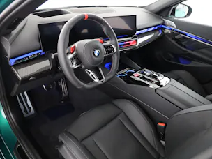 BMW M5 xDrive Touring