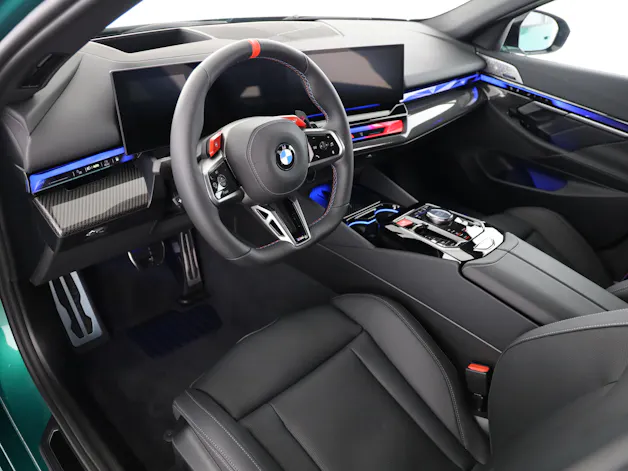 BMW M5 xDrive Touring