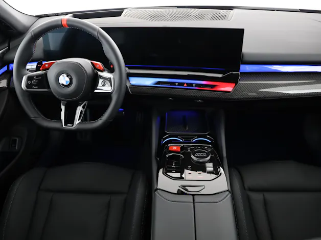 BMW M5 xDrive Touring