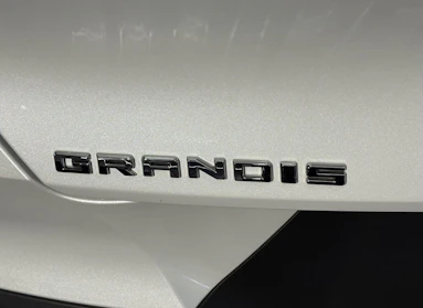 MITSUBISHI GRANDIS 5