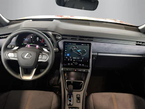 https://vehicle.imgix.net/4175311/e2e7ff26-e59c-4005-b330-f6bdfece591b.jpg