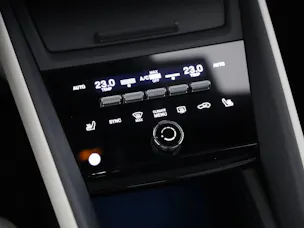 Porsche Macan 4