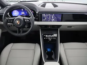 Porsche Macan 4