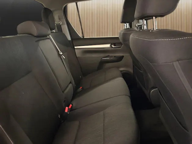 Toyota Hilux Double Cab.-Pick-up 2.8 D-4D MHEV 204 Style