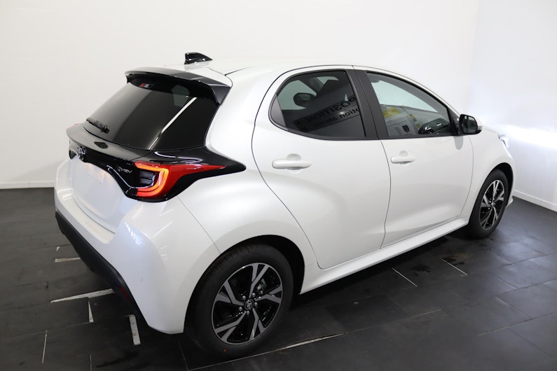 Vehicle image TOYOTA YARIS