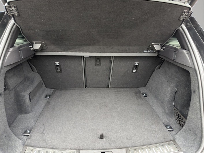 Vehicle image LAND ROVER RANGE ROVER EVOQUE