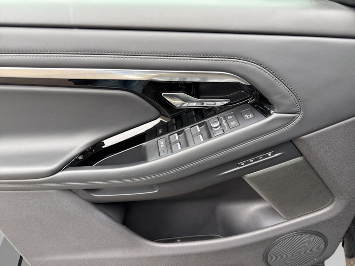 Vehicle image LAND ROVER RANGE ROVER EVOQUE