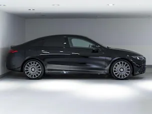 Mercedes-Benz CLA 220 4MATIC
