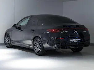 Mercedes-Benz CLA 220 4MATIC