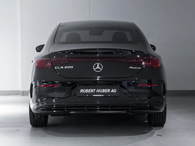 Mercedes-Benz CLA 220 4MATIC