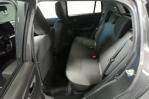 Suzuki Swift 1.2 Sakura Top Hybrid 4x4