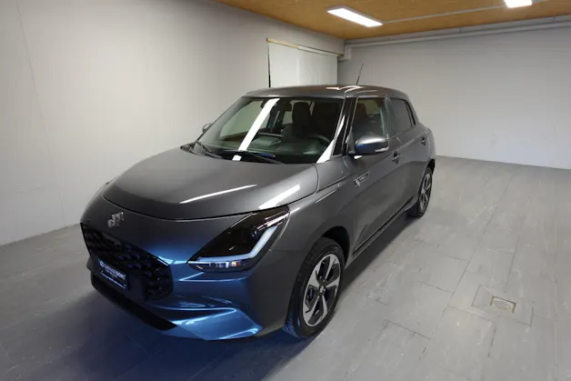 Suzuki Swift 1.2 Sakura Top Hybrid 4x4