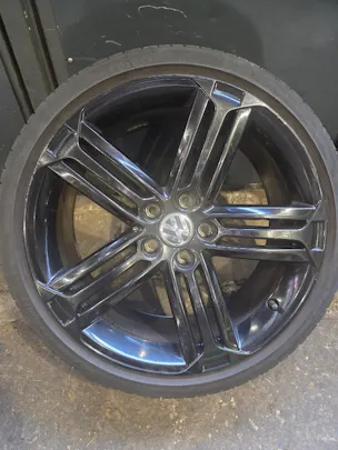 VW Golf VI 2.0 TSI R DSG 4motion