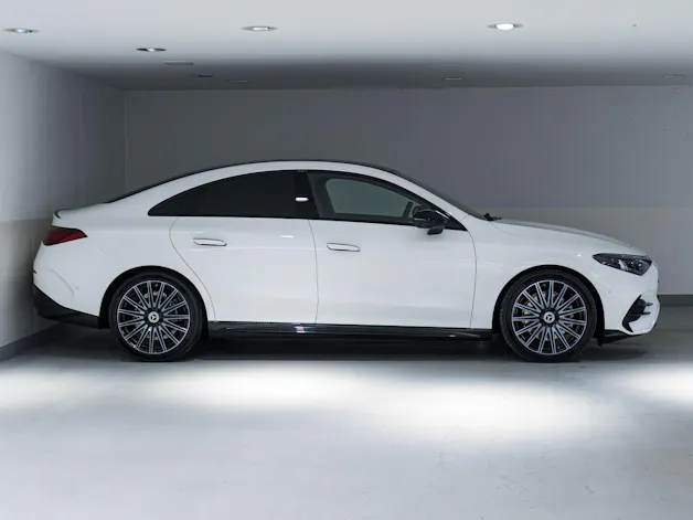 Mercedes-Benz CLA 220 4MATIC