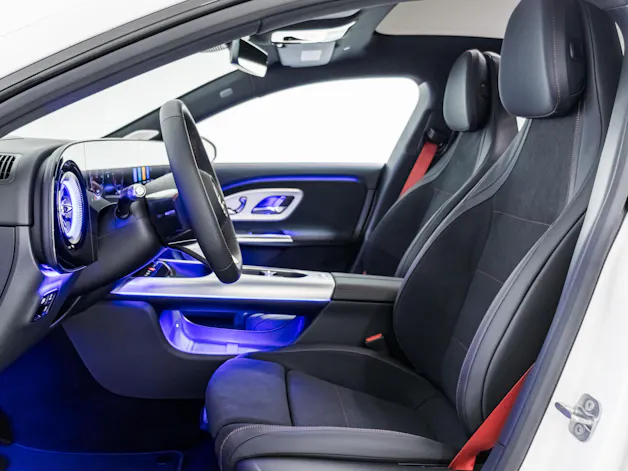 Mercedes-Benz CLA 220 4MATIC