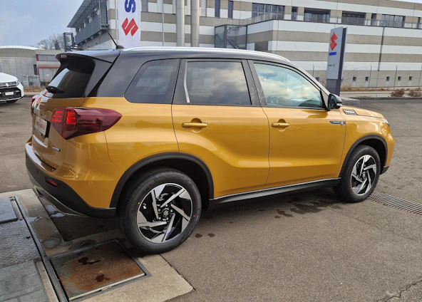 immagine del veicolo 3 immagine del veicolo 3