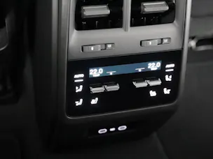Porsche Macan 4