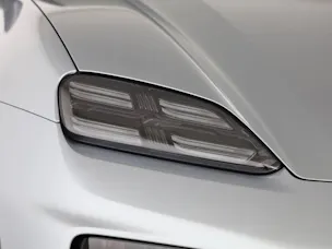 Porsche Macan 4