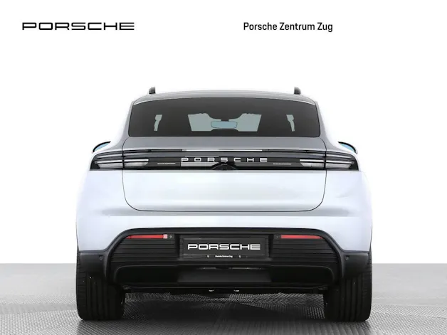 Porsche Macan 4