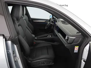 Porsche Macan 4
