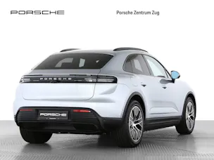 Porsche Macan 4