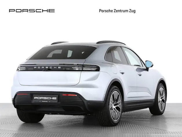 Porsche Macan 4