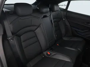 Porsche Taycan 4S Sport Turismo Black Edition