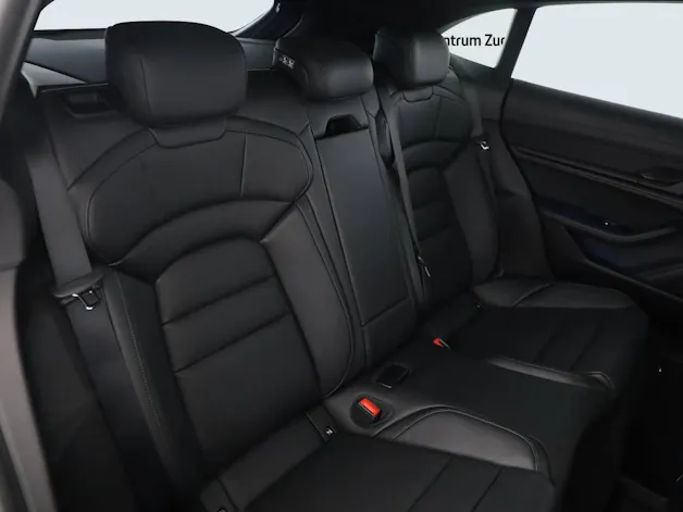 Porsche Taycan 4S Sport Turismo Black Edition