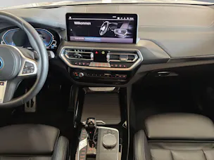 BMW X3 30e xDrive SAG