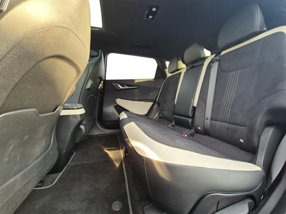 Fahrzeugbild 9 Fahrzeugbild 9