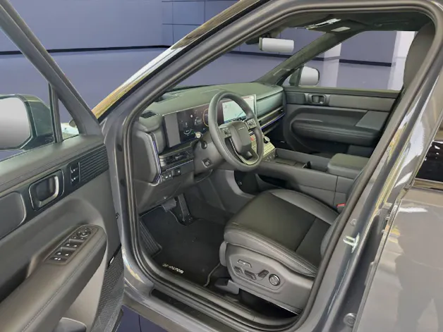 Hyundai SANTA FE 1.6 T-GDi Hybrid Calligraphy Swiss Edition 7P