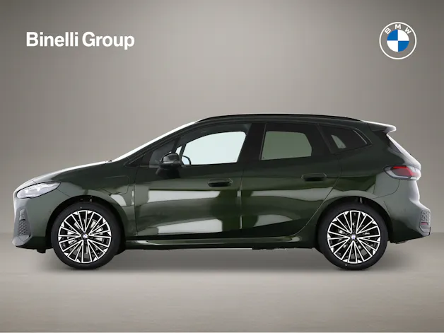 BMW 230e xDrive paddles Active Tourer