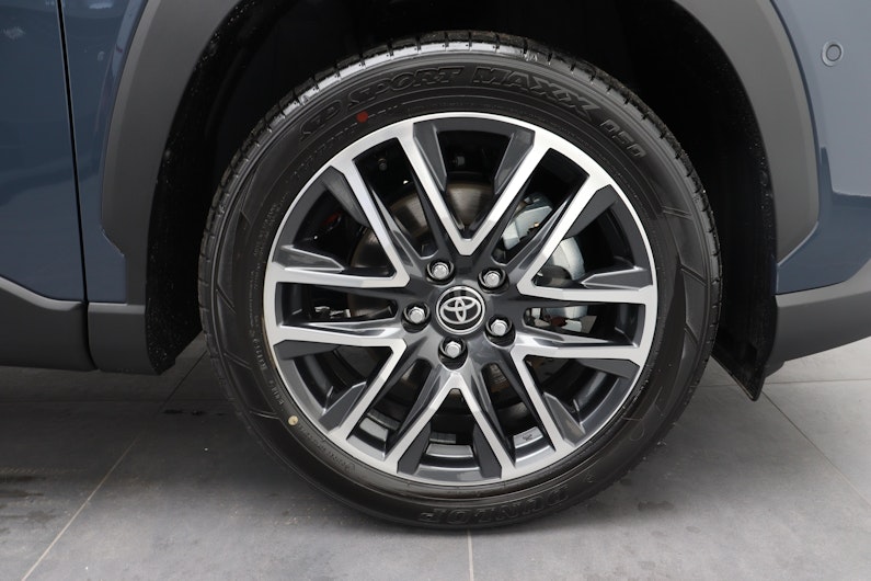 Vehicle image TOYOTA COROLLA CROSS