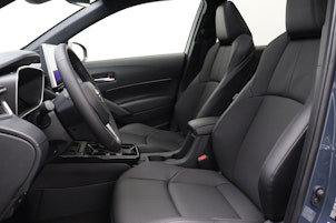 Vehicle image TOYOTA Corolla Cross 2.0 HSD Premium AWD-i