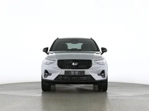 Volvo XC40 2.0 B4 MH Black Edition