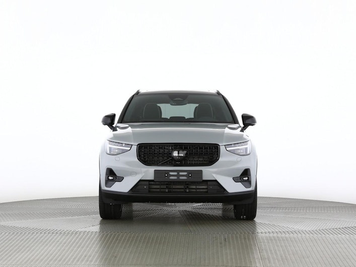 immagine del veicolo VOLVO XC40