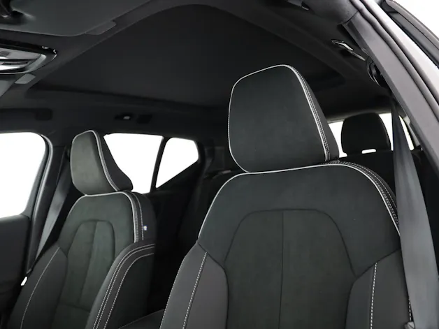 Volvo XC40 2.0 B4 MH Black Edition