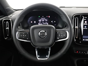 immagine del veicolo VOLVO XC40 2.0 B4 MH Black Edition